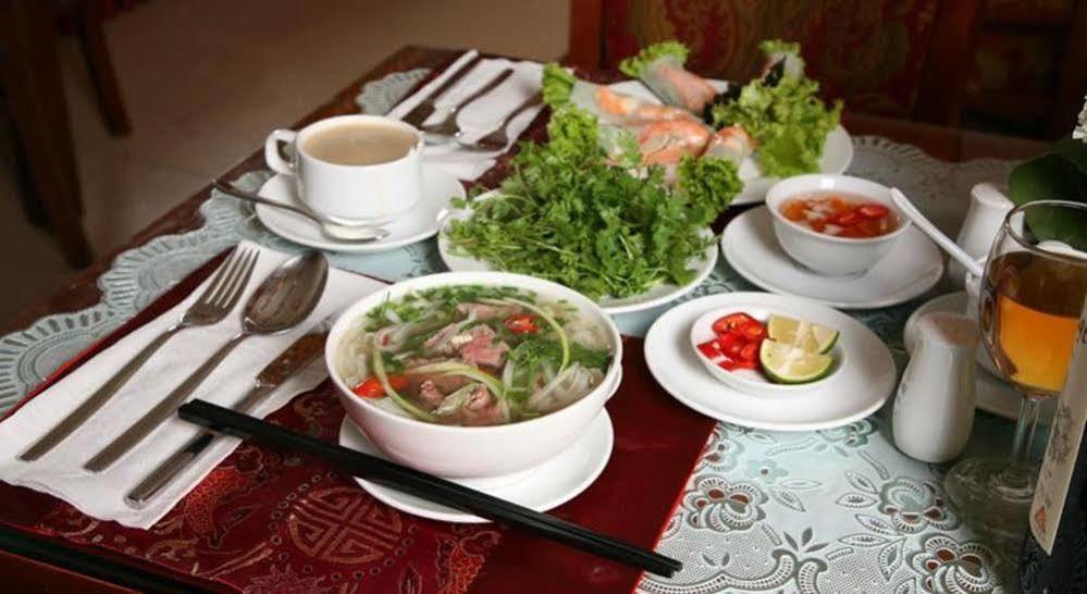 Aquarius Grand Hotel Hanoi Restaurant foto